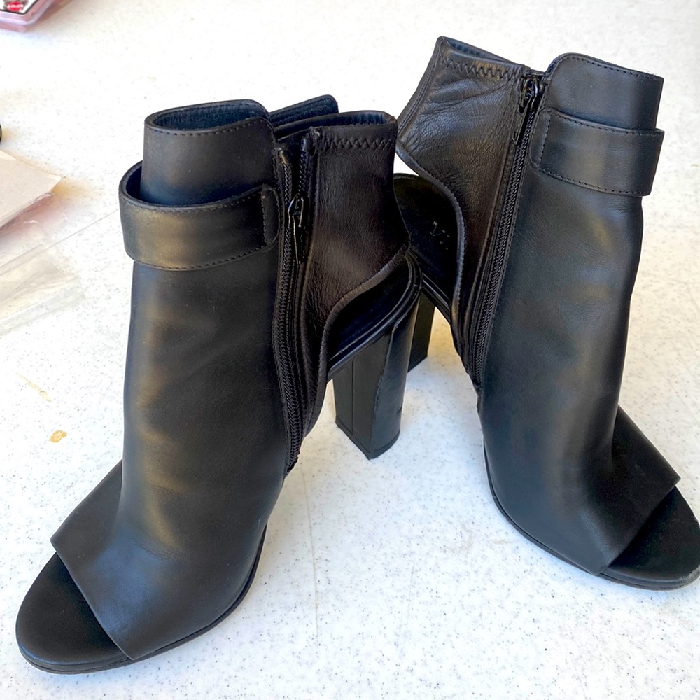 VINCE heels